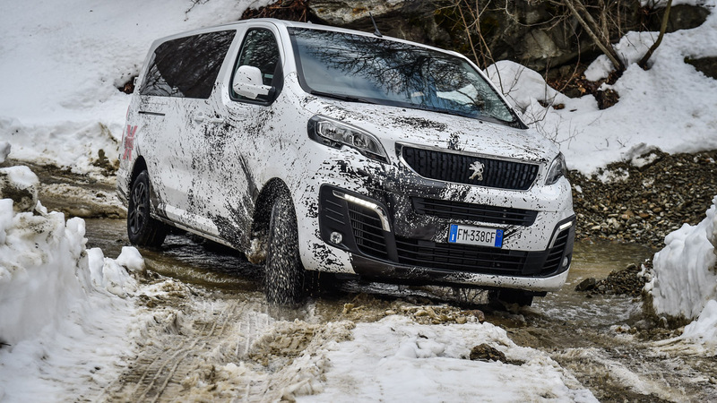 Peugeot Traveller 4x4: spazio e trazione in ogni condizione [VIDEO]