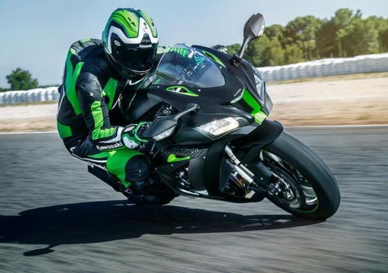 Kawasaki Ninja 1000 ZX-10R Ninja 1000 ZX-10R SE (2018) (6)