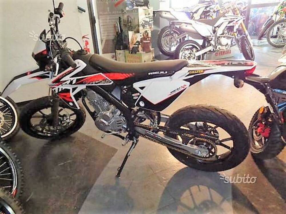 Rieju Marathon 125 Motard A.C. (2011 - 17) (4)