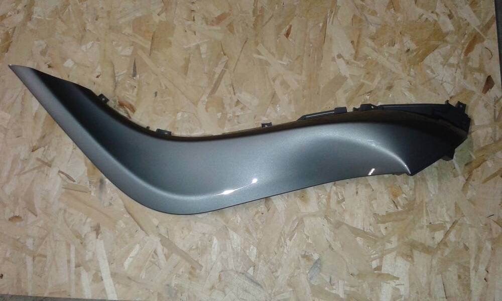 TUNNEL CENTRALE DX Piaggio X10 (3)