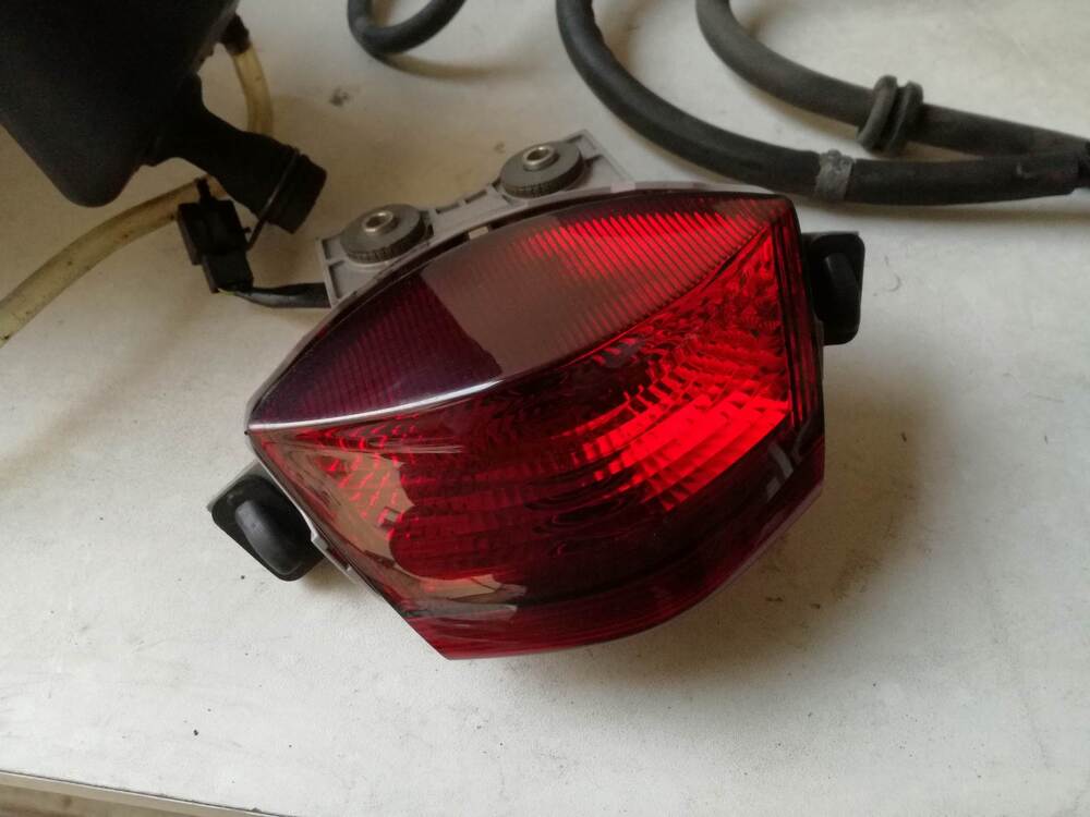 Ricambi vari originali Kawasaki ER-6F 2008 (4)