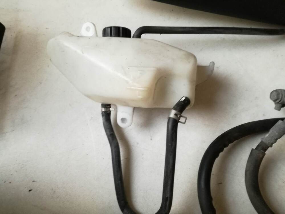 Ricambi vari originali Kawasaki ER-6F 2008