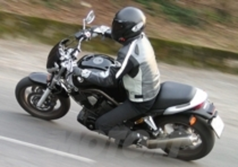 YAMAHA BT 1100 Bulldog