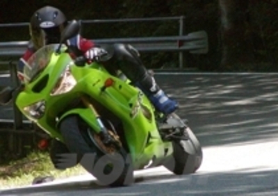 KAWASAKI Ninja 636 ZX-6R