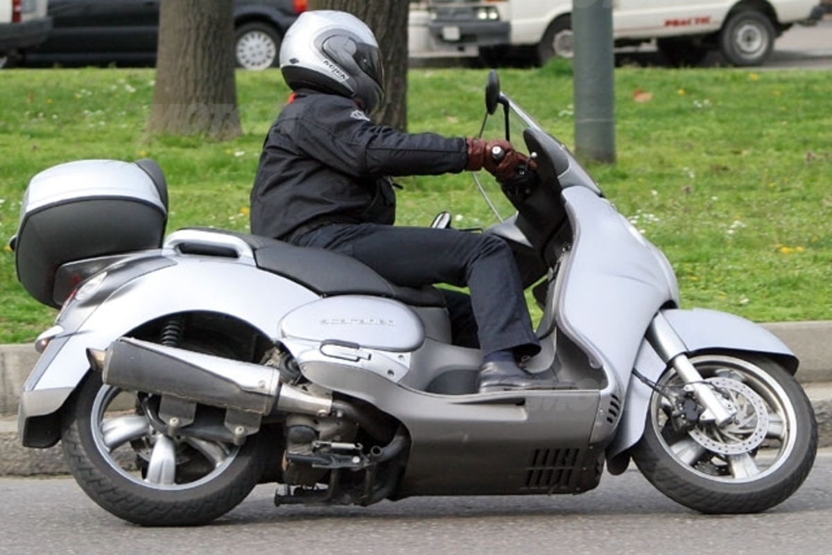 Scarabeo 500ie Test Aprilia Scarabeo 500 Prova APRILIA Scarabeo