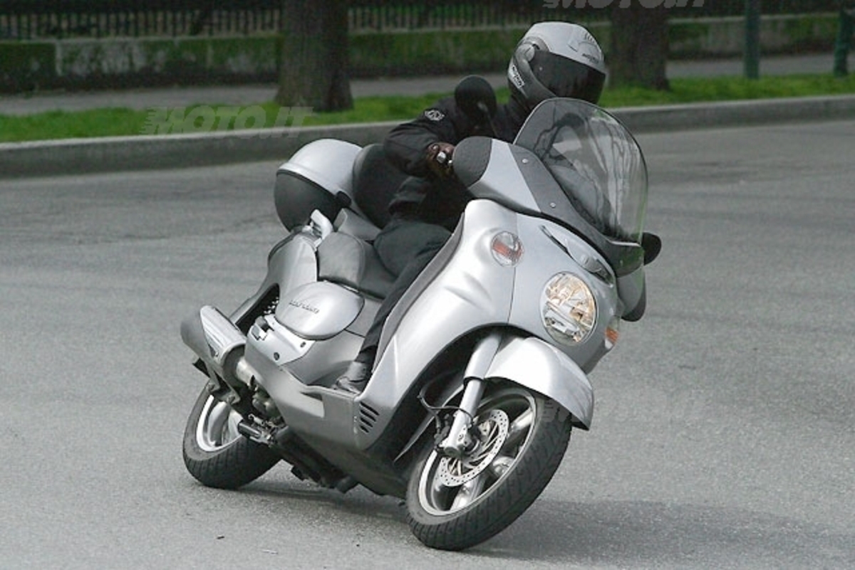 Scarabeo 200 Scarabeo 100 4t Opinioni Velocità Massima