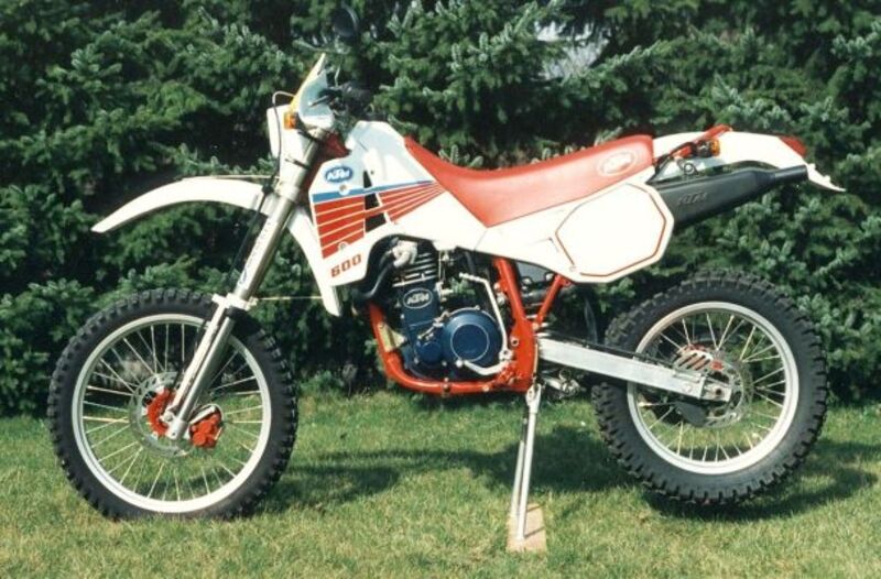 La KTM GS del 1987 con il primo LC4