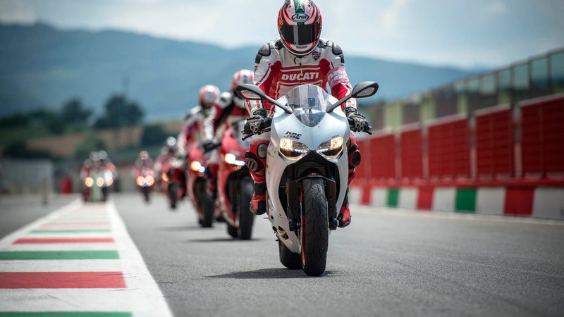 Ducati Riding Academy: i corsi di guida 2018