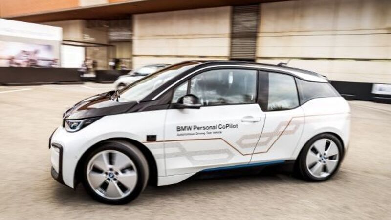 MWC18 Barcellona, BMW: i3 con guida autonoma [video]