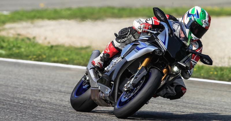 Yamaha, torna la R1 Cup nel 2016