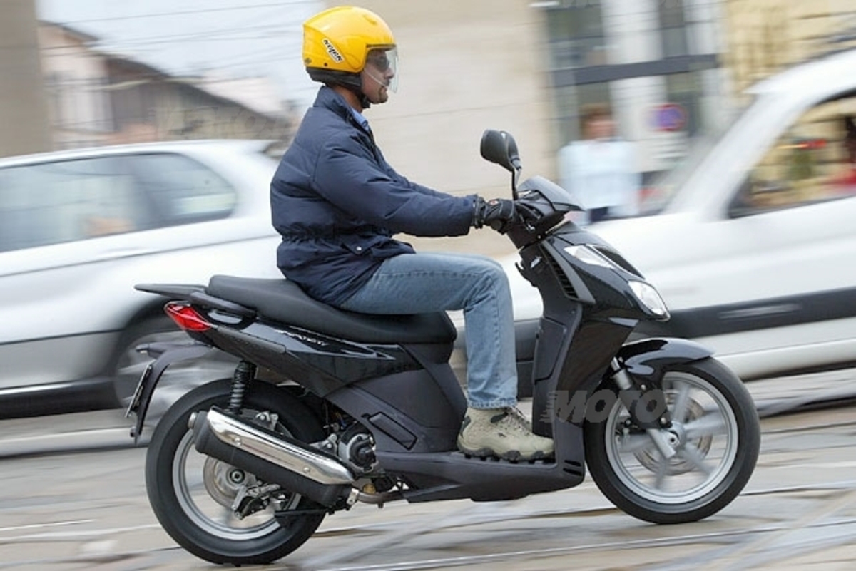 Prova APRILIA Sportcity 125 200 Prove