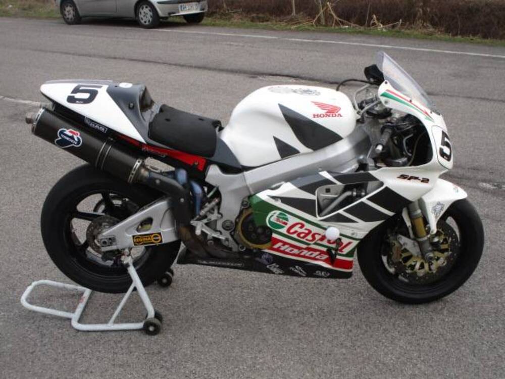 Honda VTR 1000 SP-2 (2002 - 06) (2)