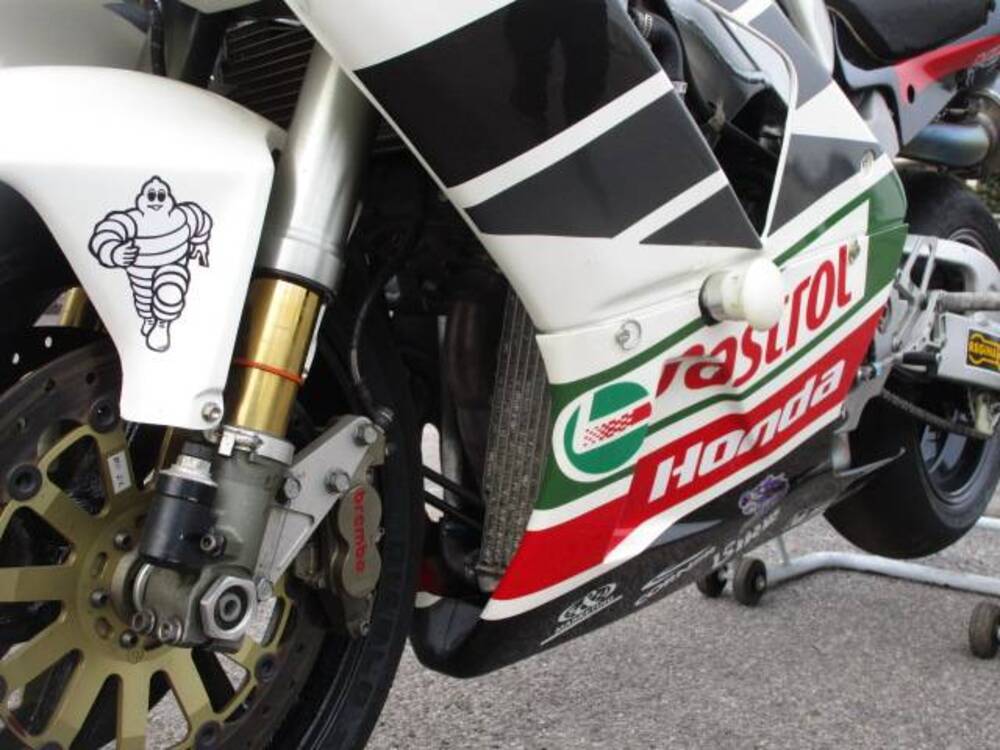 Honda VTR 1000 SP-2 (2002 - 06) (9)