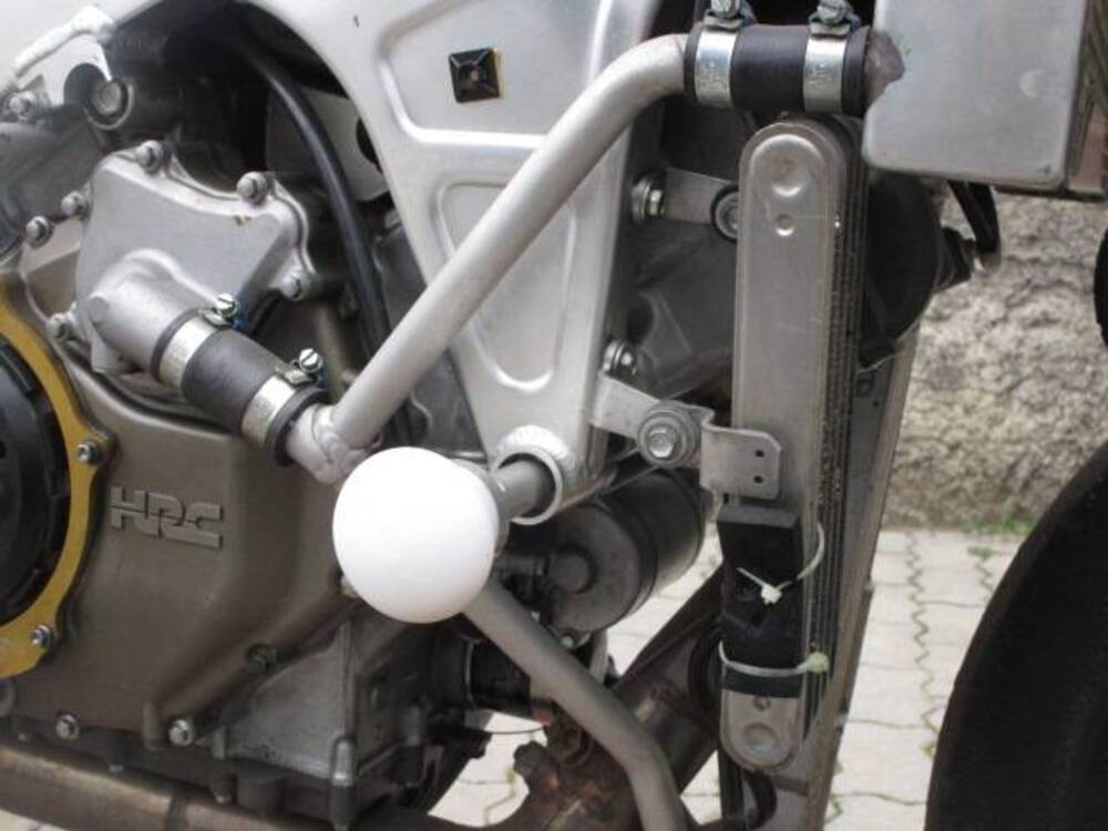 Honda VTR 1000 SP-2 (2002 - 06) (13)