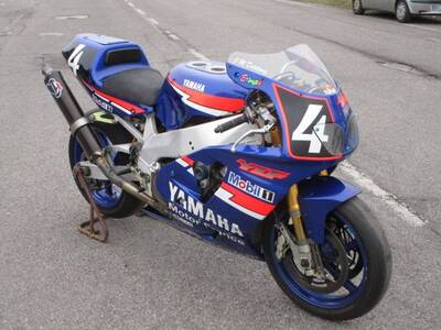 Yamaha YZF 750 SP usata