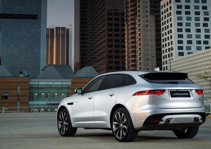 Jaguar F-Pace (2015-->>) (39)