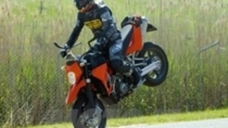 KTM 950 Supermoto