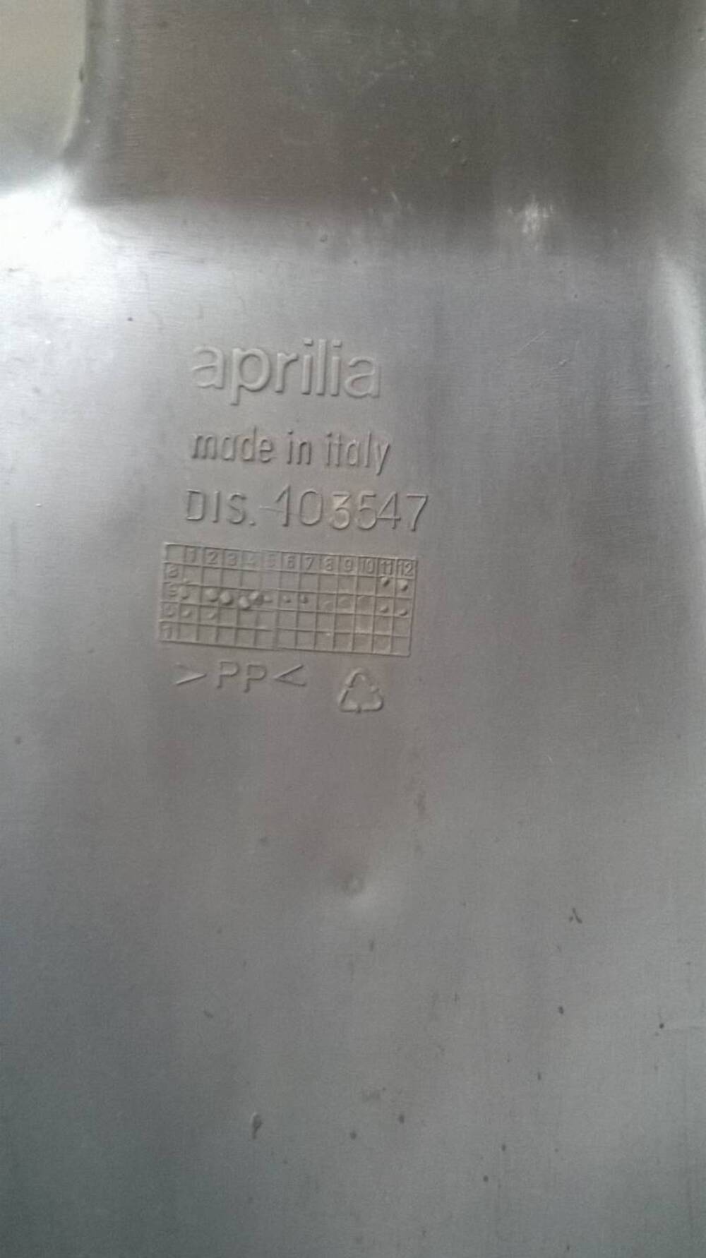 Parafango posteriore Aprilia Leonardo (7)