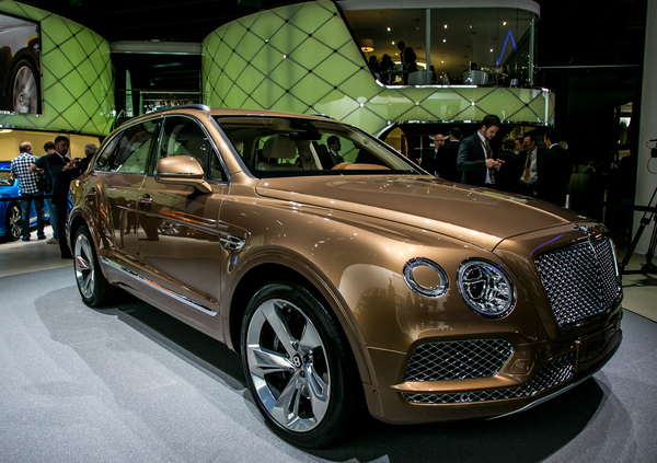 Bentley al Salone di Francoforte 2015