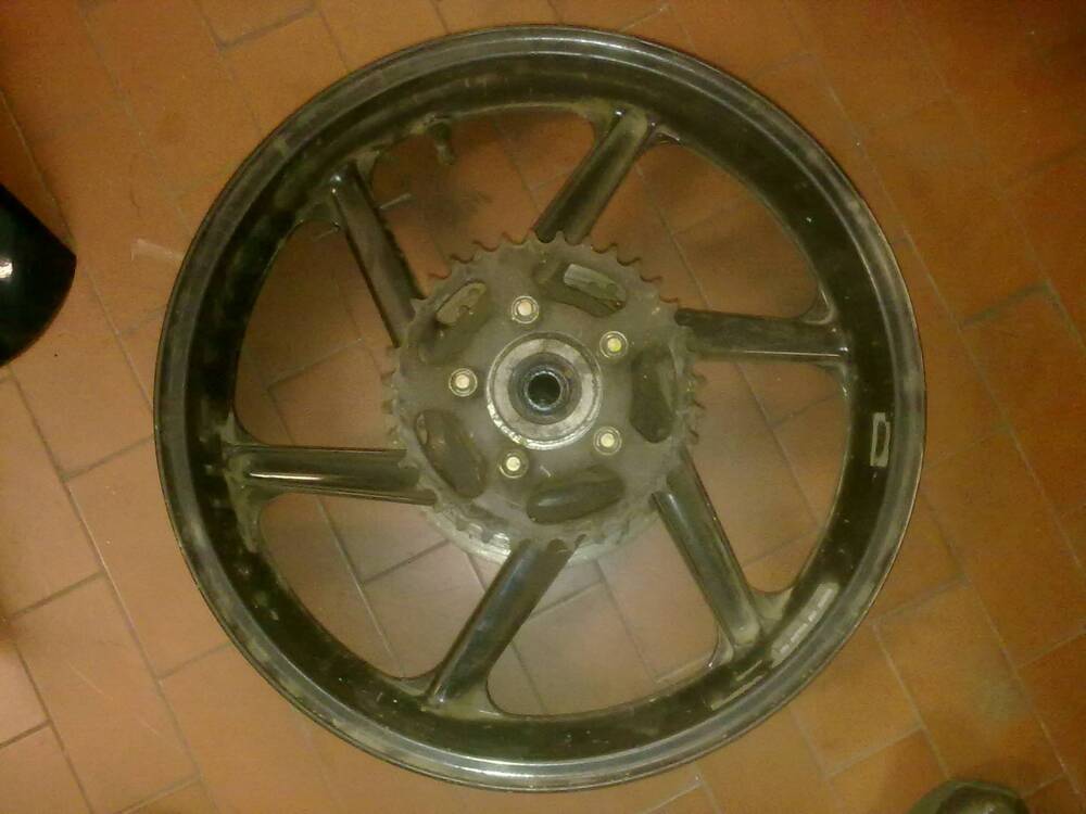 CERCHIO POSTERIORE HONDA CBR 600 F ANNO 91-98