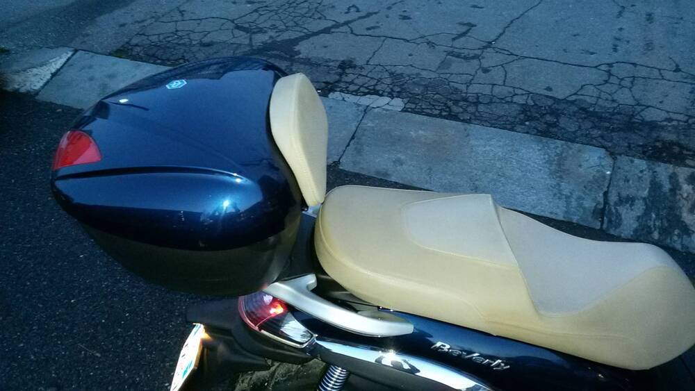 Piaggio Beverly Tourer 400 (2008 - 11) (6)