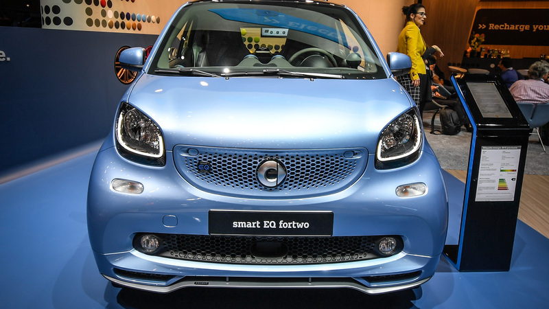 smart EQ fortwo e forfour nightsky edition al Salone di Ginevra 2018