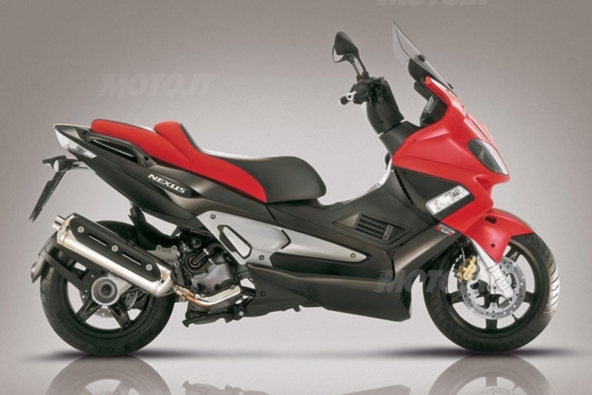 Piaggio Nexus 500 2006 Gilera Nexus 500 Anno 2006 Gilera Nexus 500