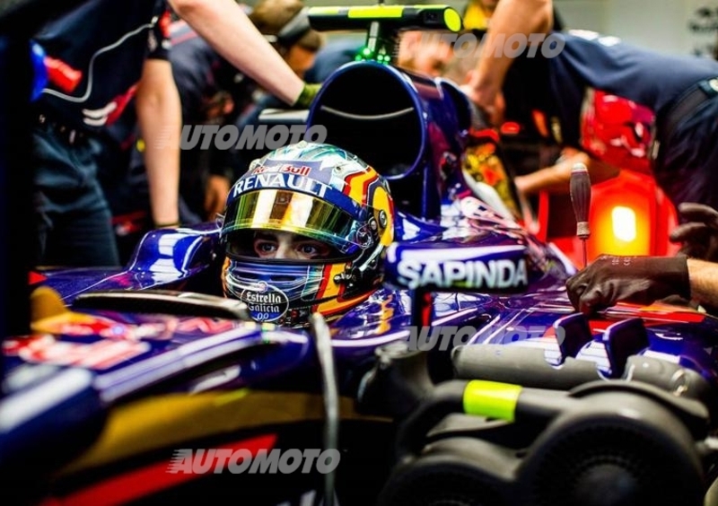 F1, Gp Russia 2015, FP3: grave incidente per Sainz. Il pilota: &laquo;Sto bene&raquo;