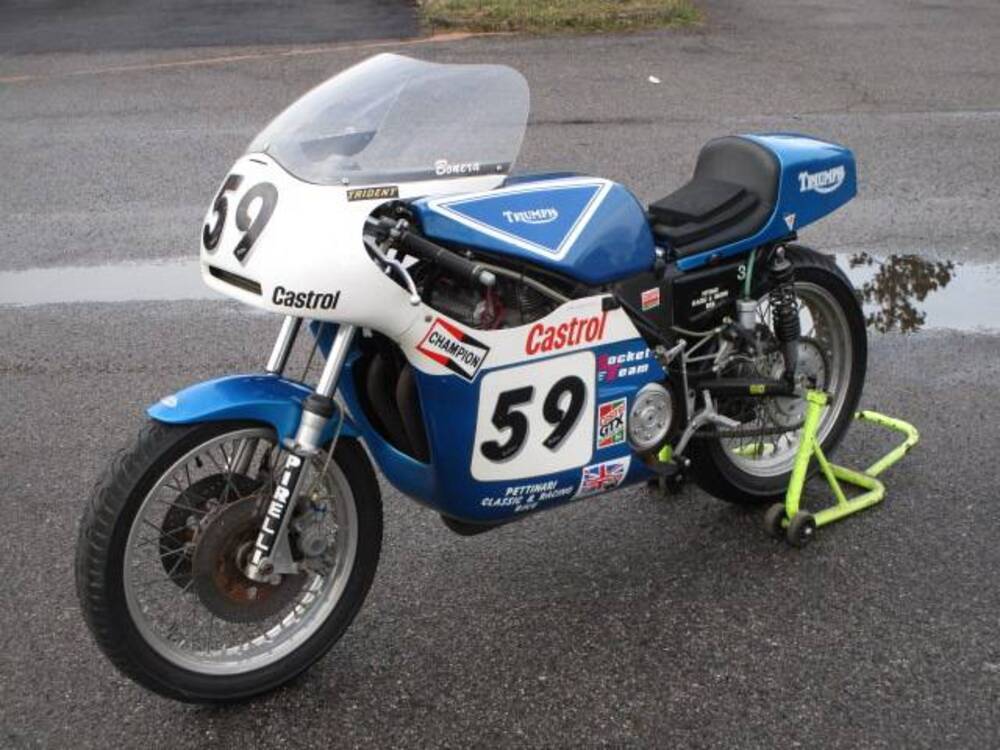 Triumph TRIDENT ROB NORTH 750 (4)