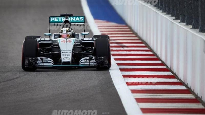 F1, Gp Russia 2015: Hamilton senza rivali