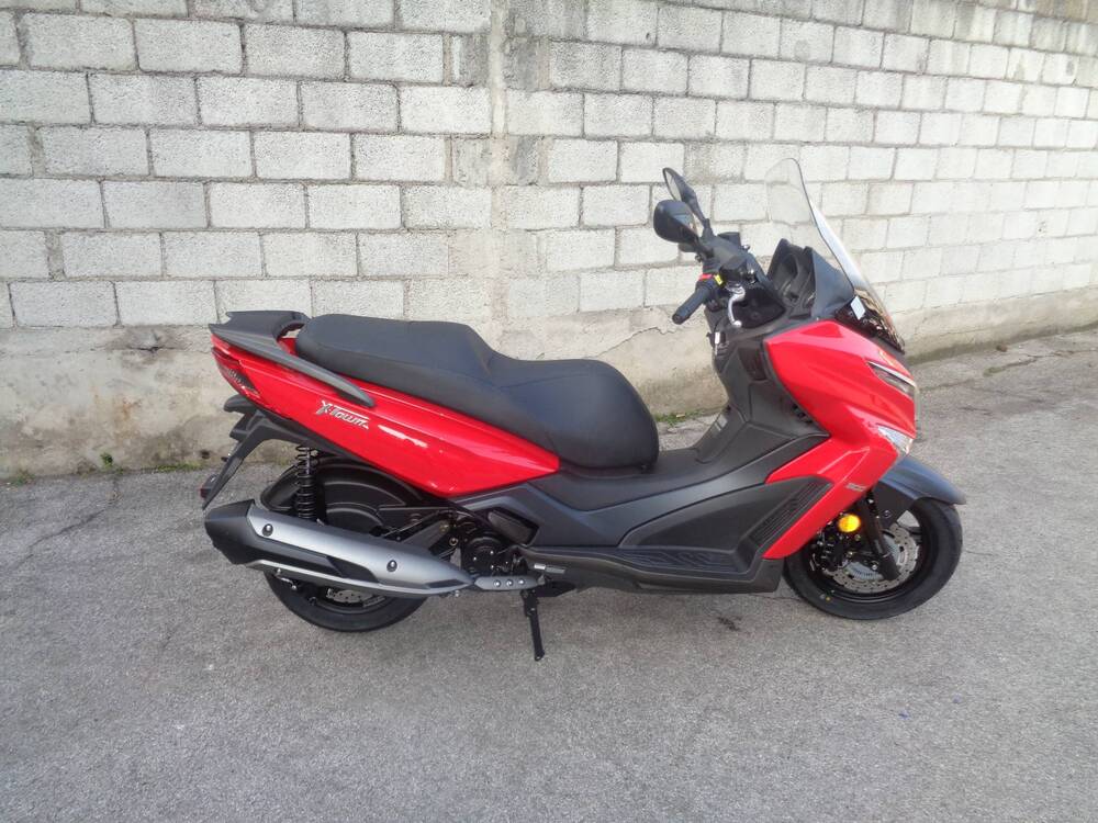 Kymco X-Town 300i ABS (2016 - 20) (4)