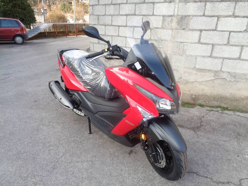 Kymco X-Town 300i ABS (2016 - 20) (5)