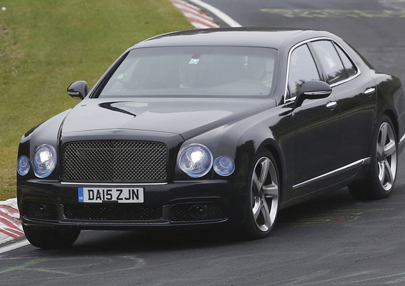 Bentley Mulsanne restyling: beccata al Ring, si ispira alla Bentayga