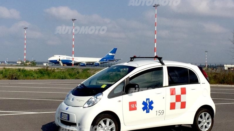 Sulle piste di Malpensa ora ci sono le elettriche PSA