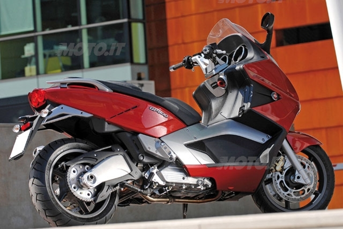 Gp800 Gilera Gp 850 Sport Aprilia Scooter Scooter Gilera 850