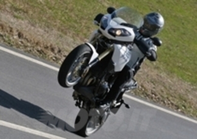 TRIUMPH TIGER 1050