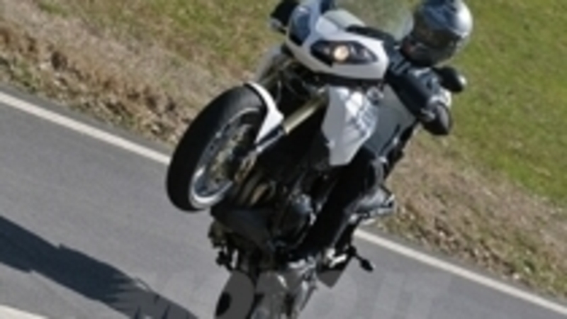 TRIUMPH TIGER 1050