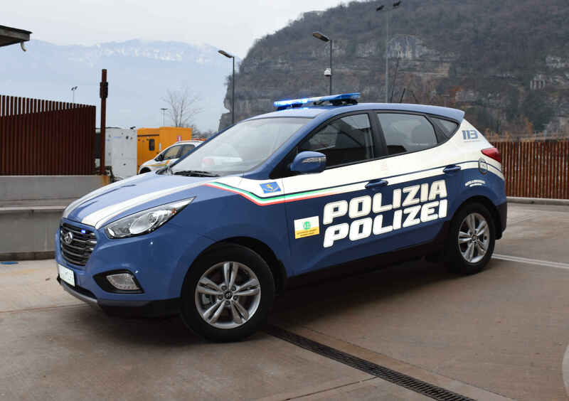 Una Hyundai ix35 Fuel Cell per la Polizia