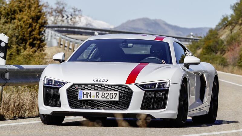 Nuova Audi R8 V10 RWS: trazione posteriore in serie limitata per puristi [video]