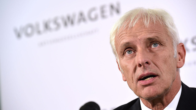 VW, M&uuml;ller: &laquo;Tagliare almeno 1mld sugli investimenti&raquo;