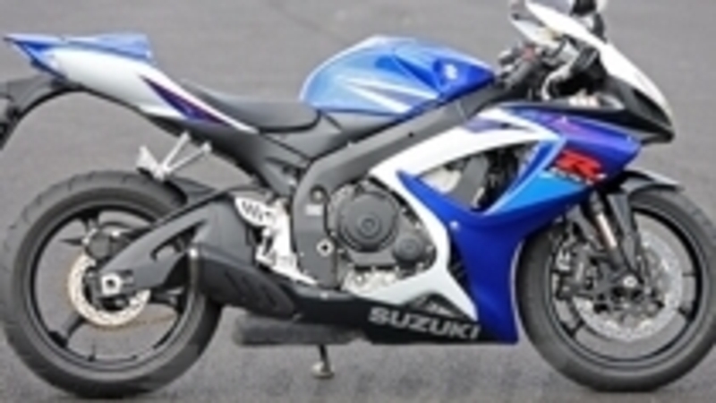 SUZUKI GSX-R 750