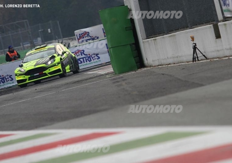 Rally di Monza 2015, Day 2: Valentino Rossi al comando