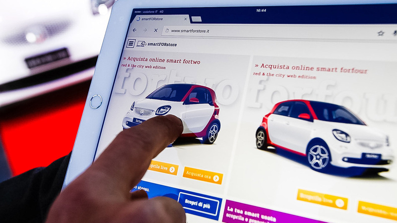 smart: 5 motivi per comprarla online. Da oggi si pu&ograve;