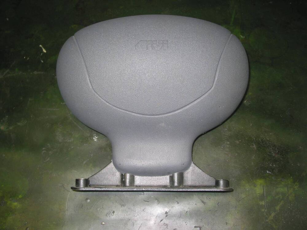 Schienalino shienale Givi Schienalino Honda foresight phanteon 125 150 (2)