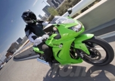 KAWASAKI Ninja 250R