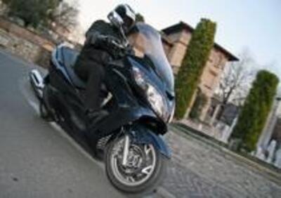 SUZUKI  Burgman AN 400 K8