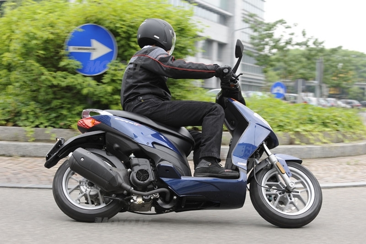 Coppia Leve Accossato Per Aprilia Sportcity 300 Cube (2009-2015) - Ricambio OEM, Alta Qualità - Foto 13