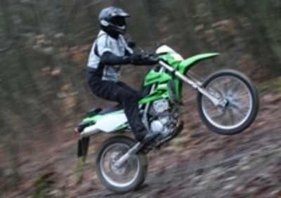 KAWASAKI KLX 250