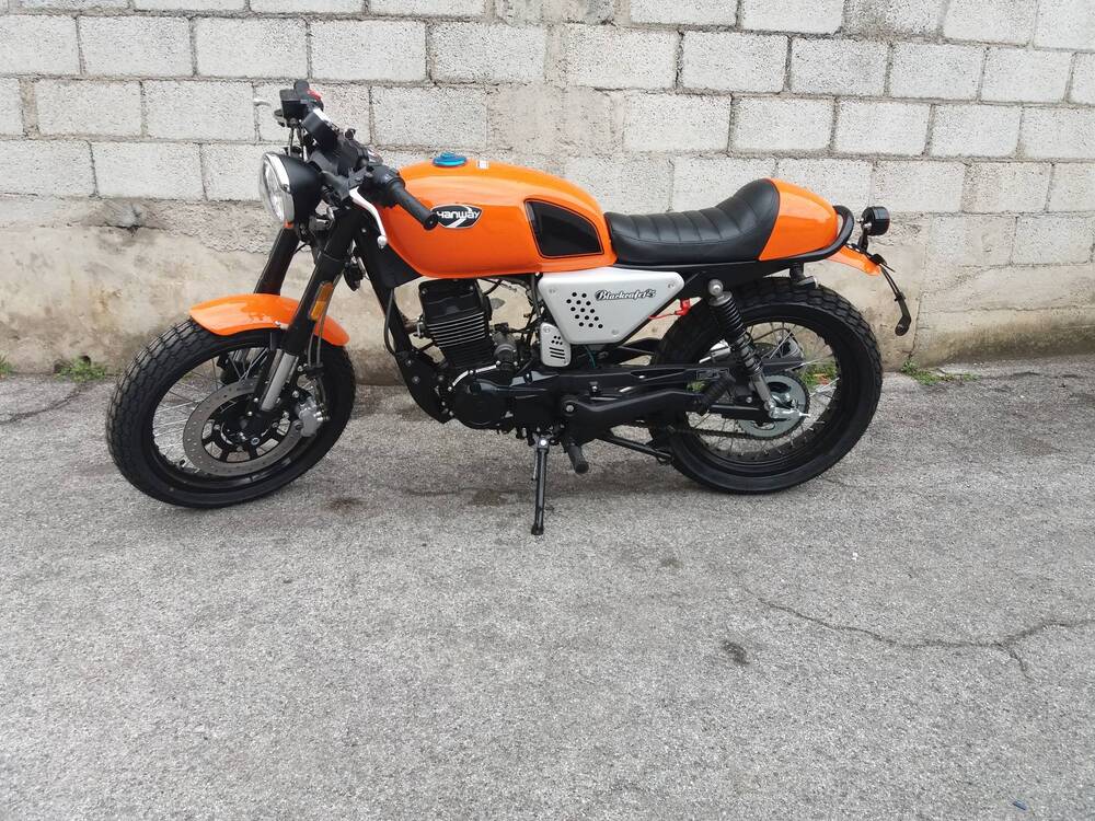 Hanway Black Cafè 125 AC (2017 - 20) (3)