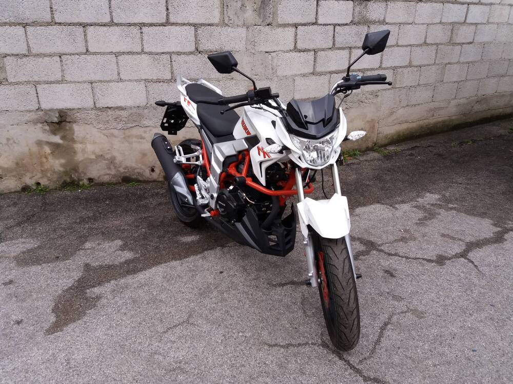 Senke Naked 125 SK (2017 - 20) (2)